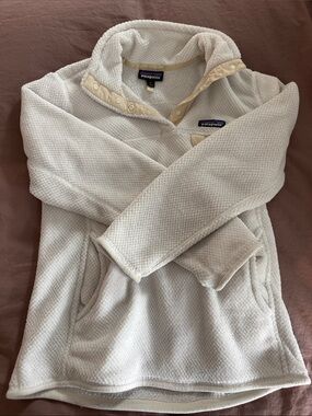 Patagonia Ivory Snap-Button Fleece Pullover